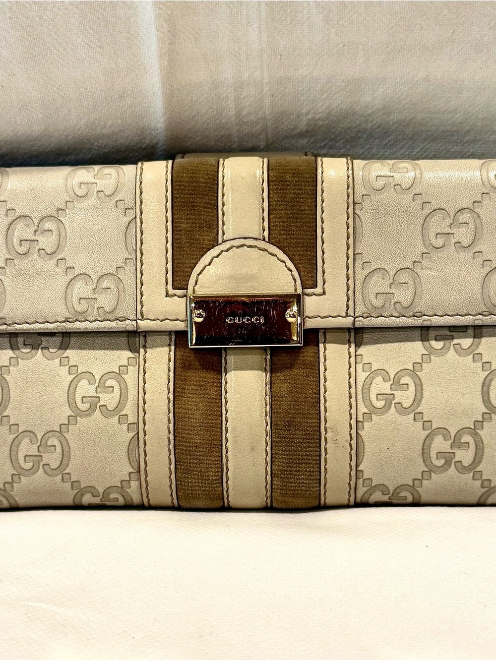 Authentic Vintage Gucci Guccissima Leather and Suede Continental Long Wallet